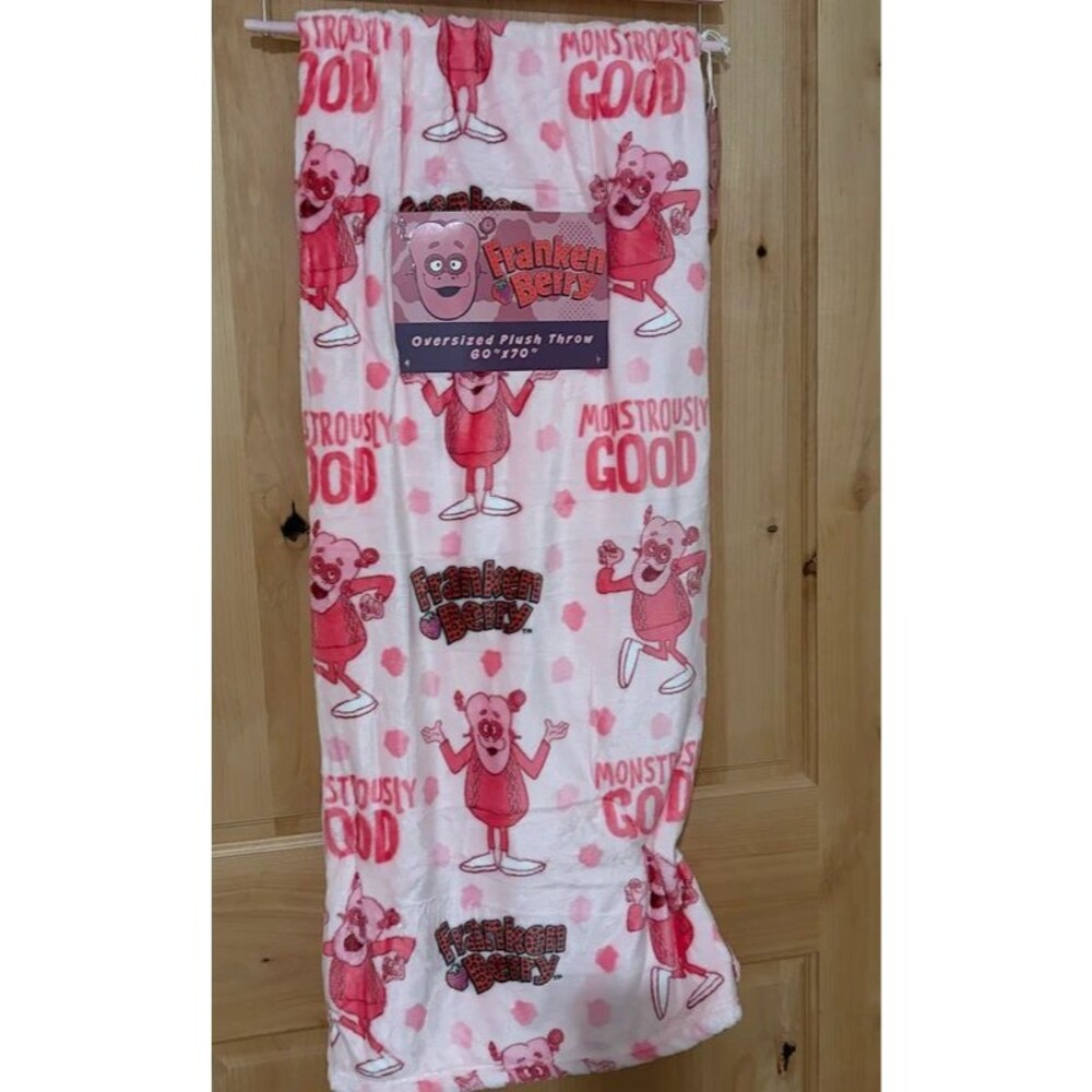 FrankenBerry Oversized Plush Throw Blanket 60" x 70" Pink NWT